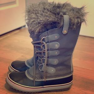Women’s Sorel Joan of Arctic winter boots